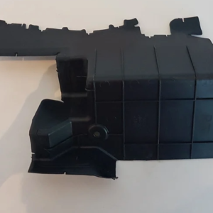 درع دبة مياه سفلية يمينية لسيارة MG7